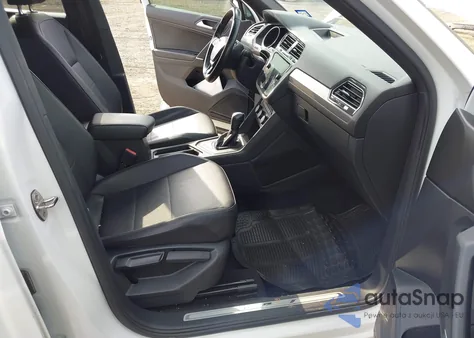 2020 Volkswagen Tiguan 2.0T Se/2.0T Se R-Line Black/2.0T Sel из США, поврежденный, VIN 3VV3B7AX3LM160503